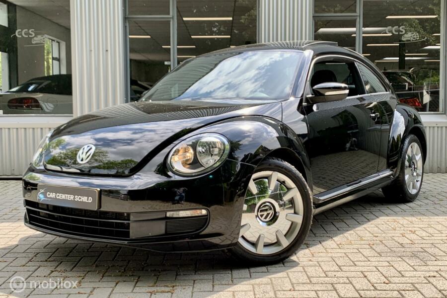 Volkswagen Beetle 2.5 5 Cilinder. AUTOMAAT, LEDER, SCHUIFDAK, STOELVERWARMING.
