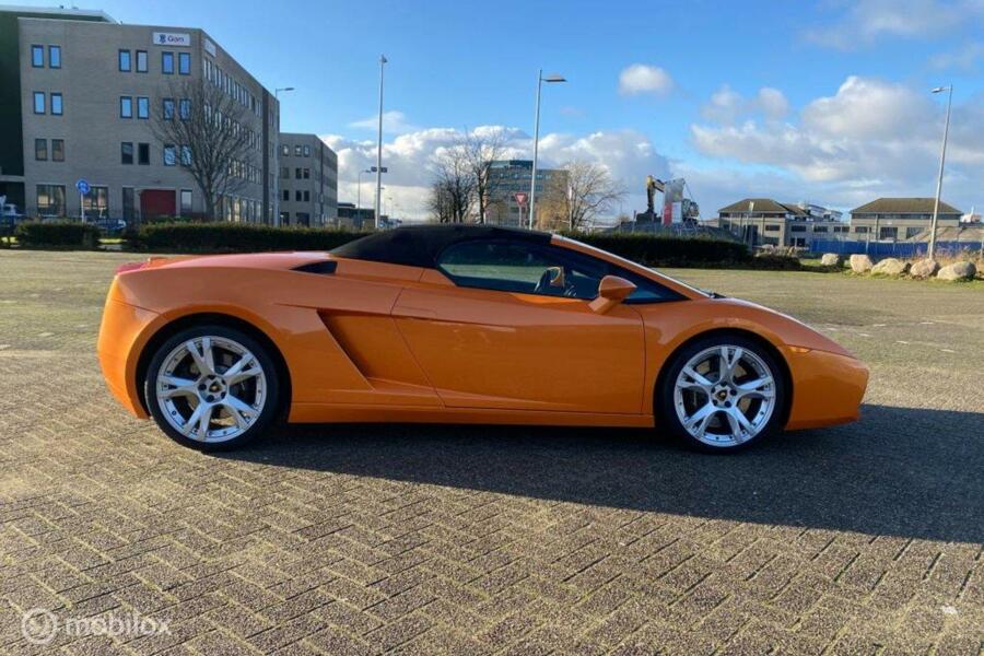 Lamborghini Gallardo Spyder V10