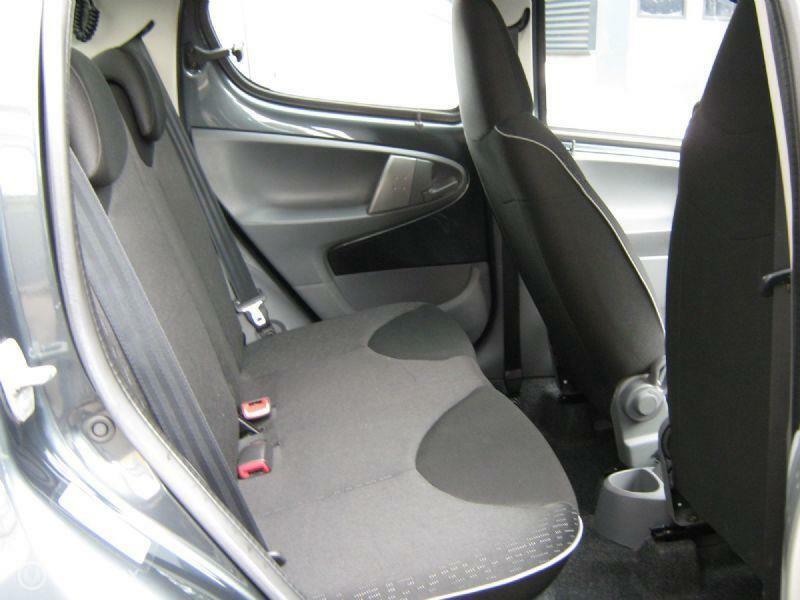 Peugeot 107 1.0 XS 5 deurs airco