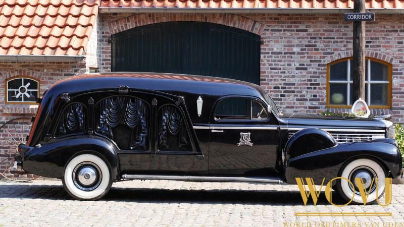 Cadillac  S&S Damascus carved hearse 1938
