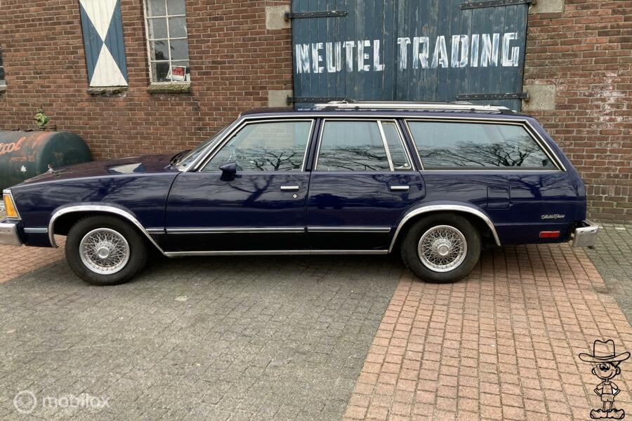 Chevrolet Malibo station wagon v8 nl apk belastingvrij