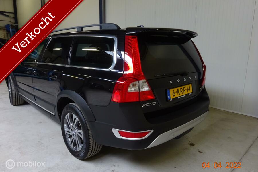 Volvo XC70 2.0 D4 FWD Moment Automaat  140.125  km!!!!!!!