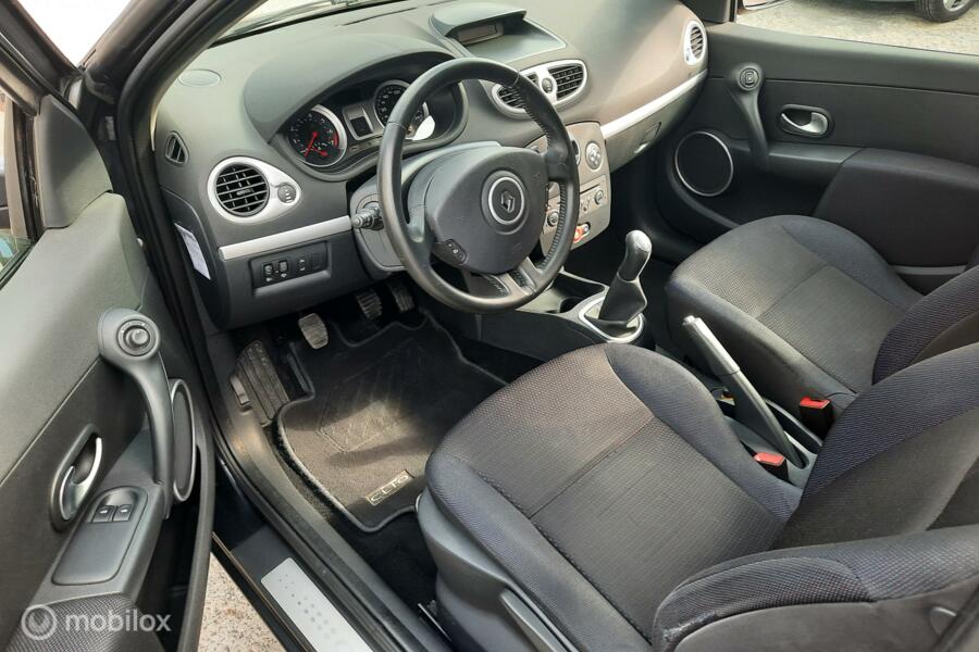 Renault Clio 1.6-16V Dynamique Comfort Nette onderhouden auto!