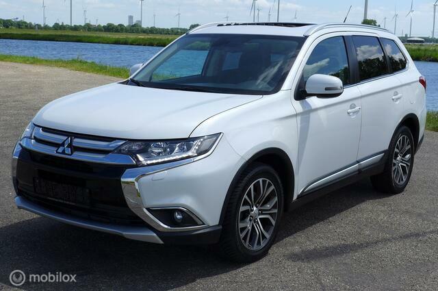 Mitsubishi OUTLANDER 2.0 Instyle 7 Pers. Automaat 4x4 Model 2017