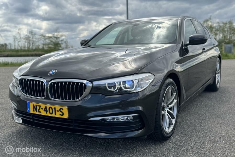 BMW 5-serie 520d EDE Executive, Apple CarPlay !!