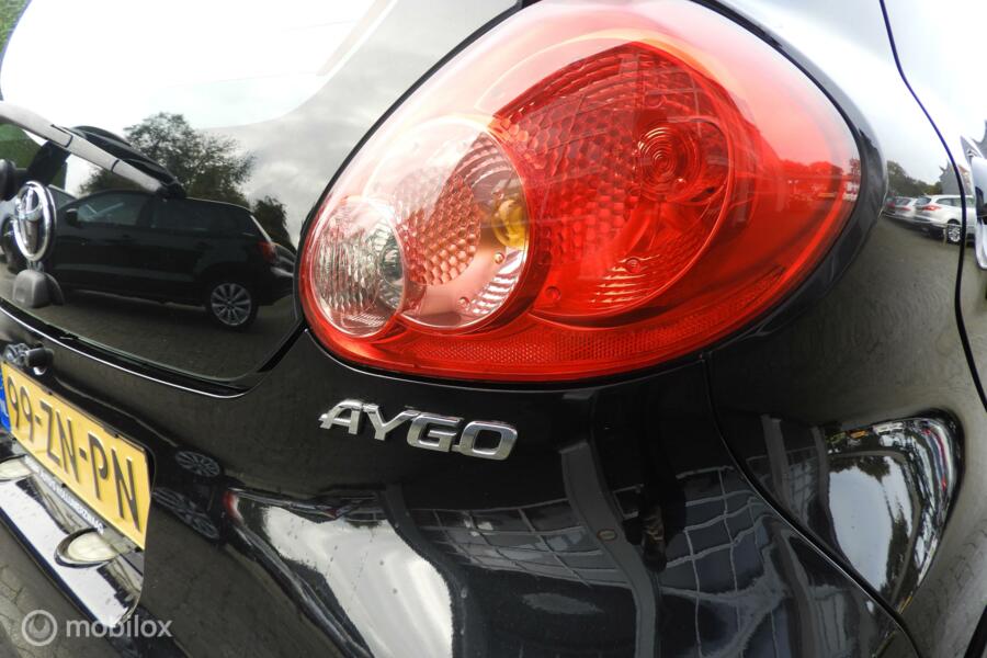 Toyota Aygo 1.0-12V + 5 drs