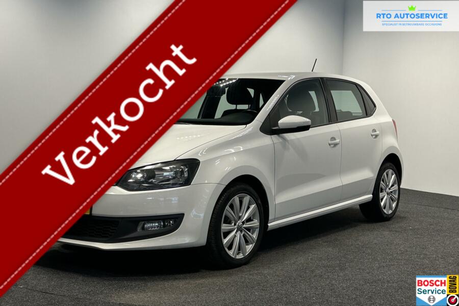 Volkswagen Polo 1.2 TSI Trendline|Zwarte Hemel|Airco|