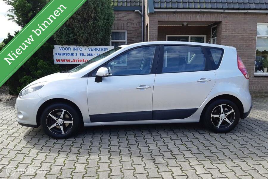 Renault Scenic 1.6 met nw D-riem!- airco-cr.control