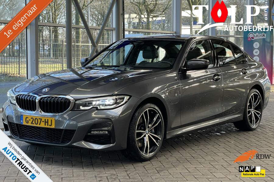 BMW 3-serie 330e High Exe M Sport 2019 1e eigenaar head up