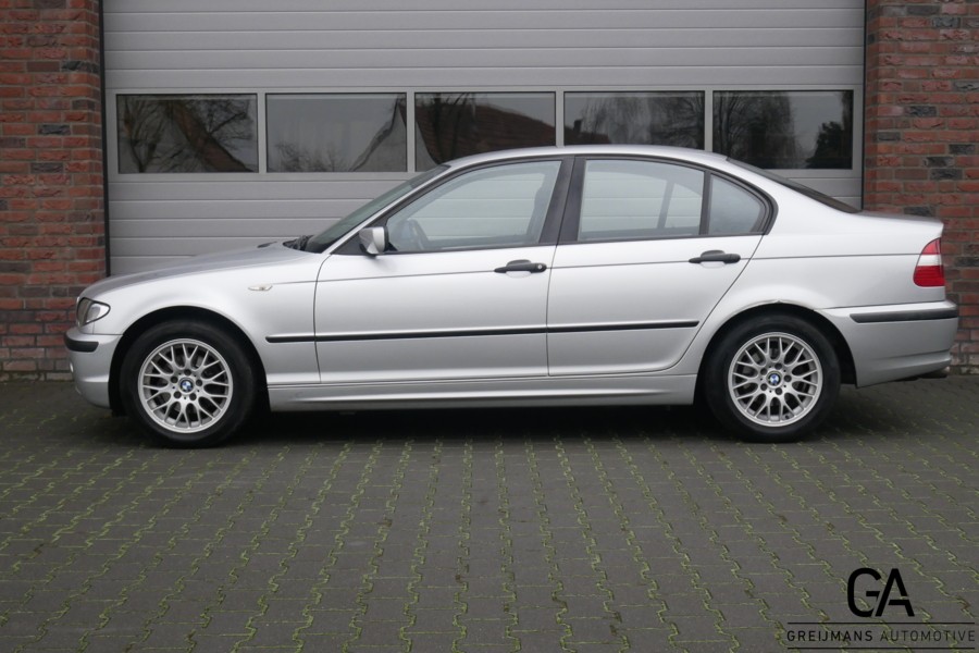 BMW 3-serie 318i Executive
