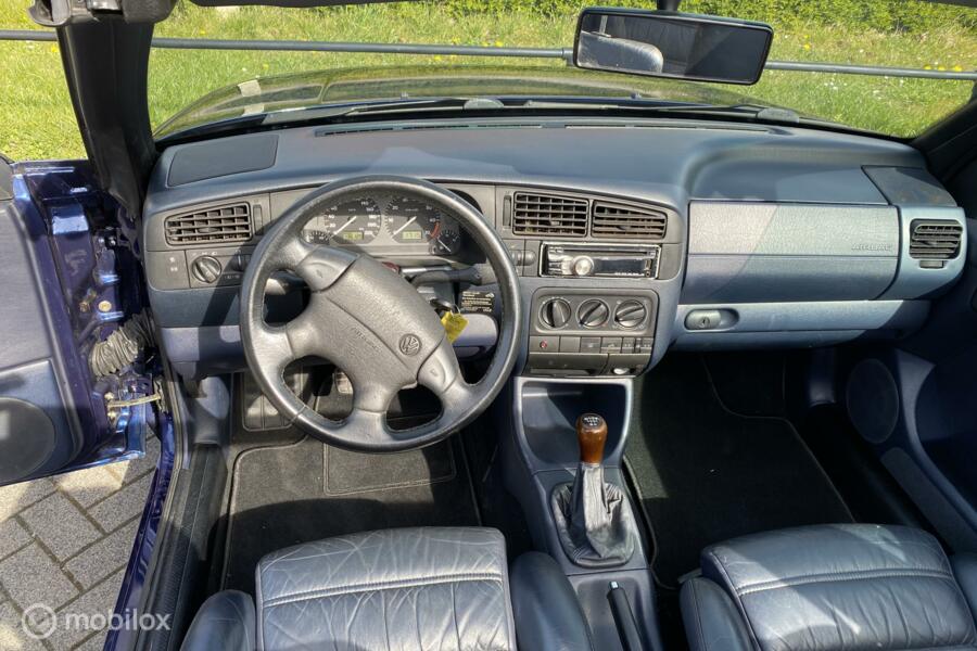 Volkswagen Golf Cabrio 1.8