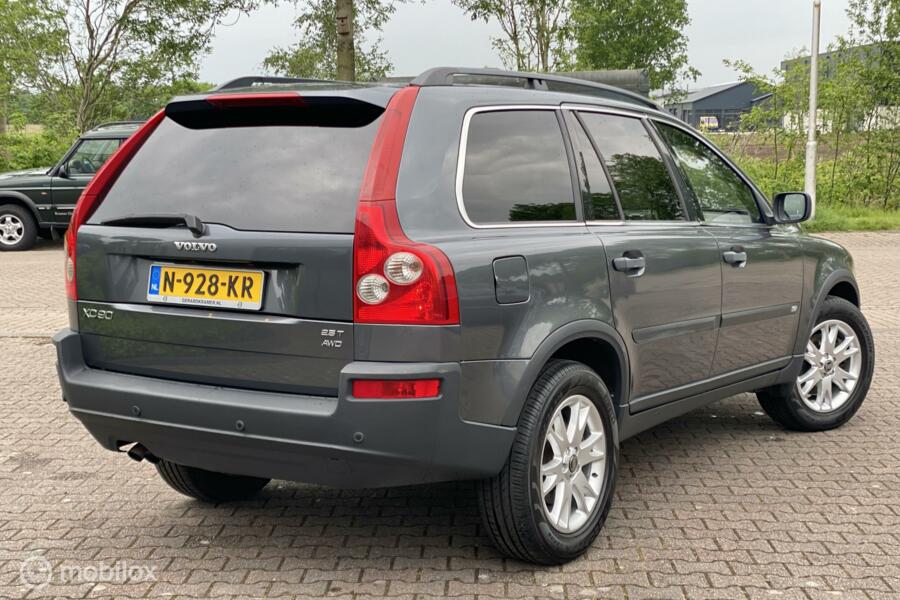 Volvo XC90 2.5 T Momentum 7p. Youngtimer