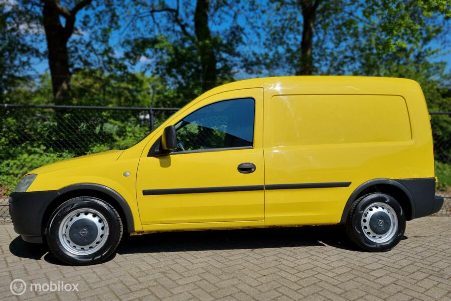 Opel Combo 1.4 16v | BENZINE | GRIJS KENTEKEN | APK 06-2023!
