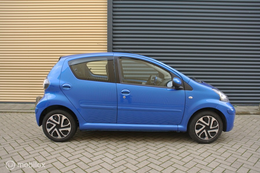 Toyota Aygo 1.0-12V Dynamic Blue Airco Automaat Centraal Afs