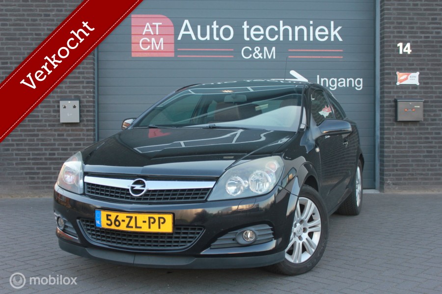 Opel Astra GTC 1.6 Business/executive/panorama/leder/airco!