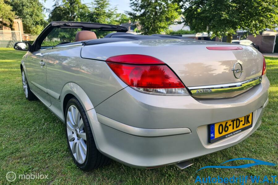 Opel Astra TwinTop 1.8 Enjoy # 1e eig. | LUXE | 64.245km NAP! | Leder | APK etc etc