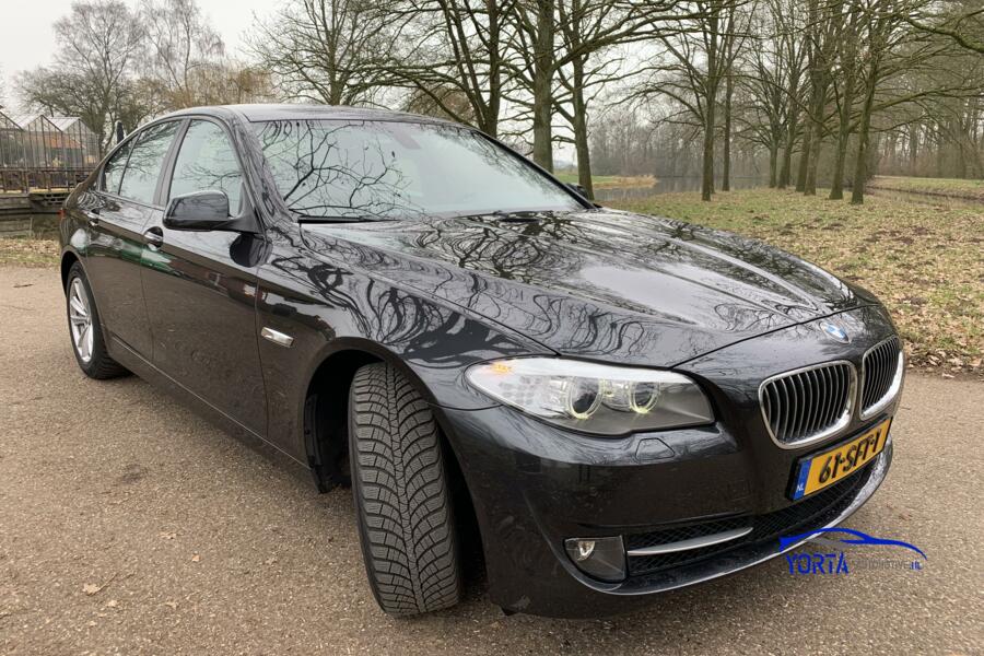BMW 5-serie 528i High Executive ORIG. NL*XENON*NAVI*LEDER*PDC