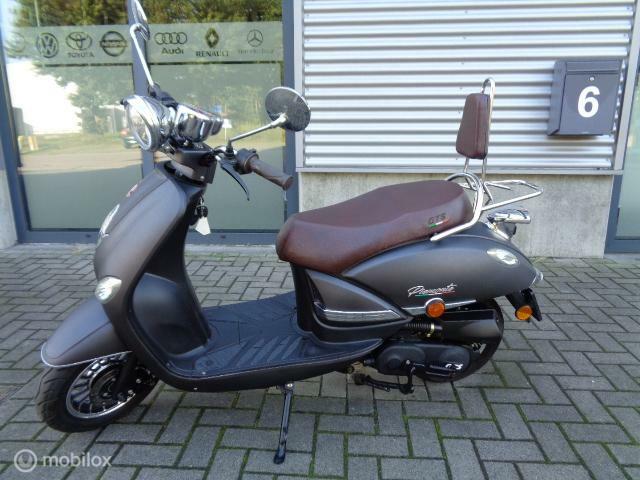 GTS Snorscooter Toscana Pure
