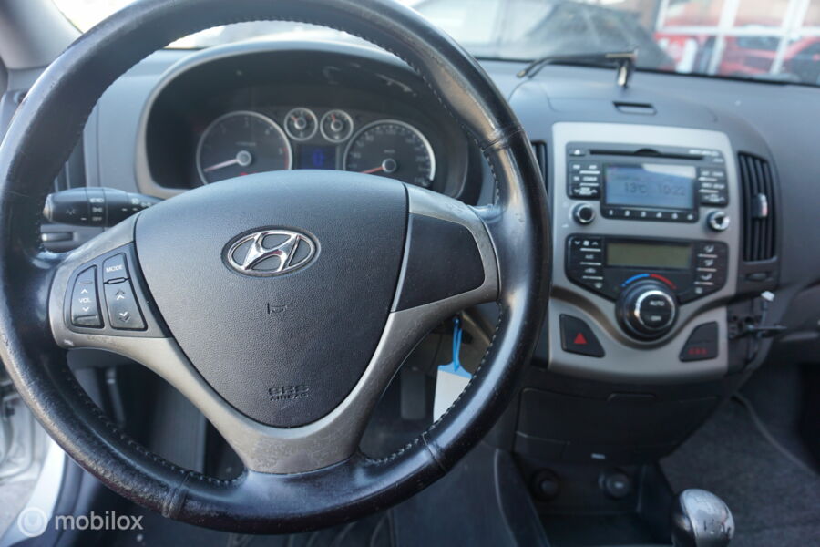 Hyundai i30 1.6 CRDi Dynamic Luxe
