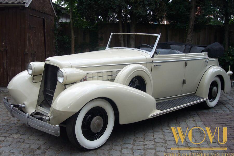 Cadillac 4 door All weather  Pheaton 10    1934