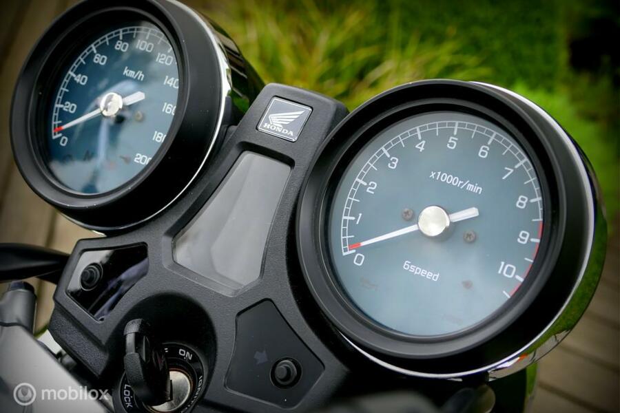 Honda CB 1100 EX - org NL - OVER RACING - nwe banden & olie