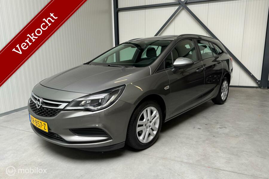 Opel Astra Sports Tourer 1.6 CDTI Business+, Trekhaak, navi.