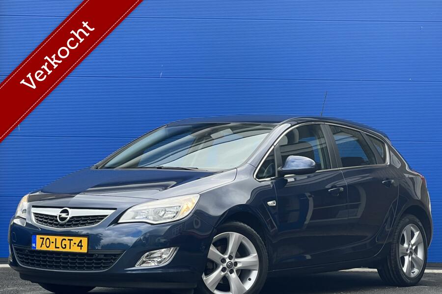 Opel Astra 1.6 Sport | Automaat | Trekhaak | PDC voor en achter