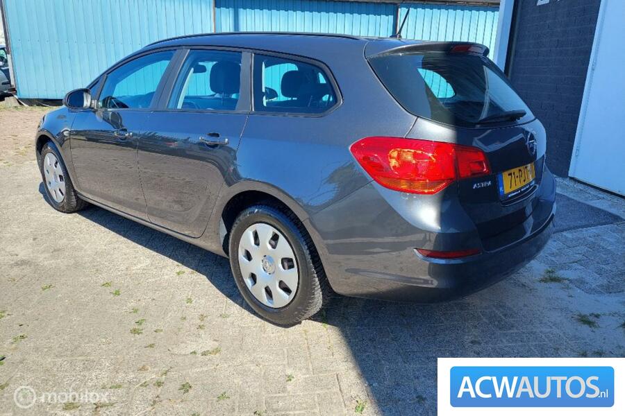 Opel Astra Sports Tourer 1.3 CDTi S/S Cosmo