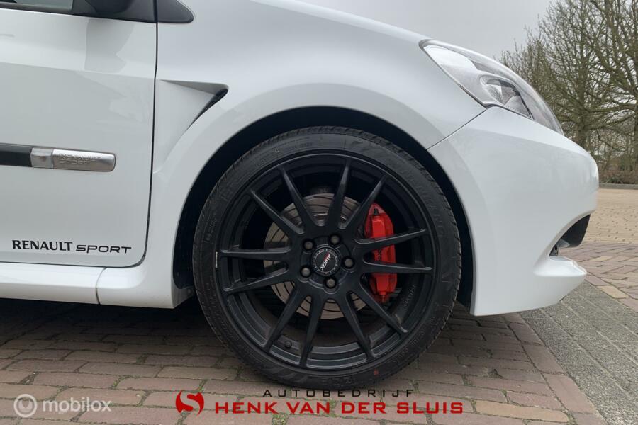 Renault Clio 2.0 RS Cup
