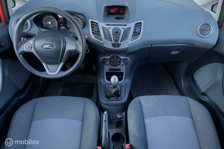 Ford Fiesta 1.25 Limited Airco Lichtmetaal Nette NL Auto!