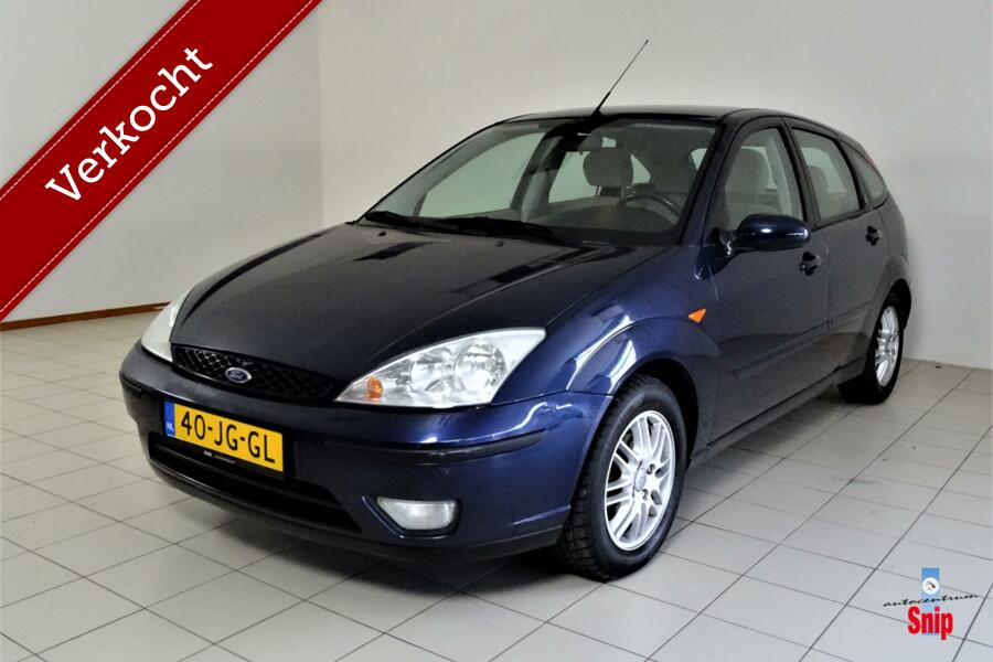 Ford Focus 2.0-16V Ghia Automaat.