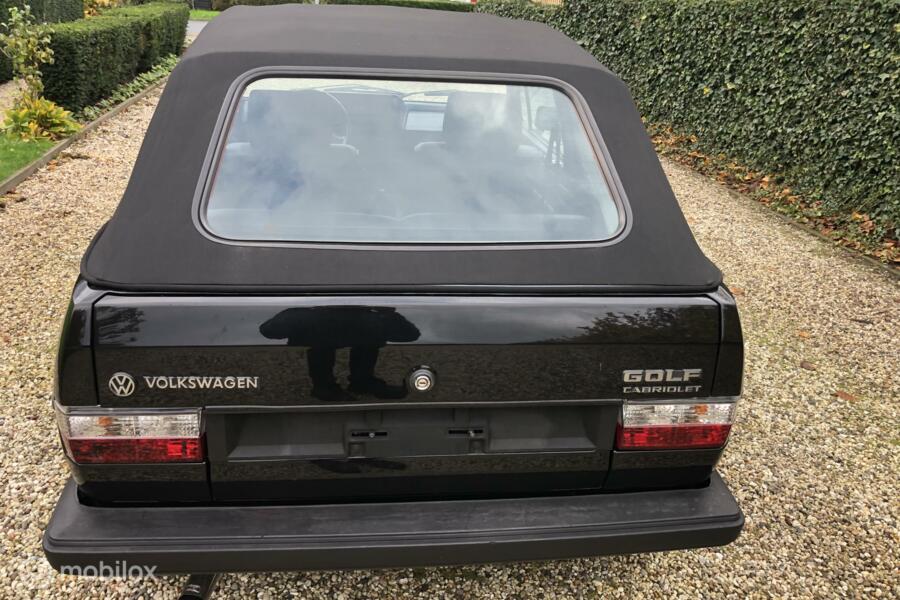 Volkswagen Golf cabrio Black edition