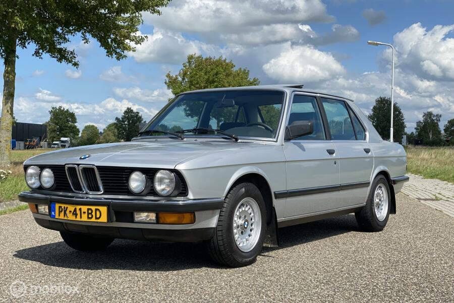 BMW 5-serie e28 525i Aut.