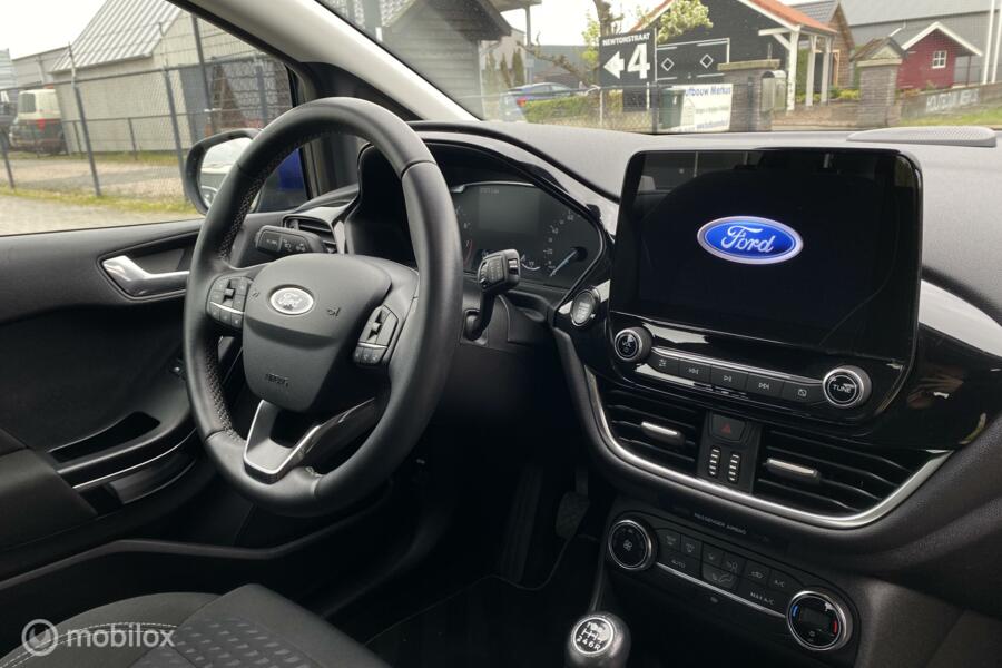 Ford Fiesta 1.0 EcoBoost Titanium/ Camera/Navigatie/Cruise/ Clima/