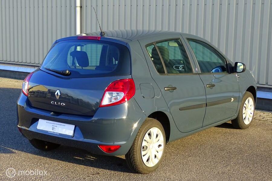 Renault Clio 1.2 'Yahoo!'