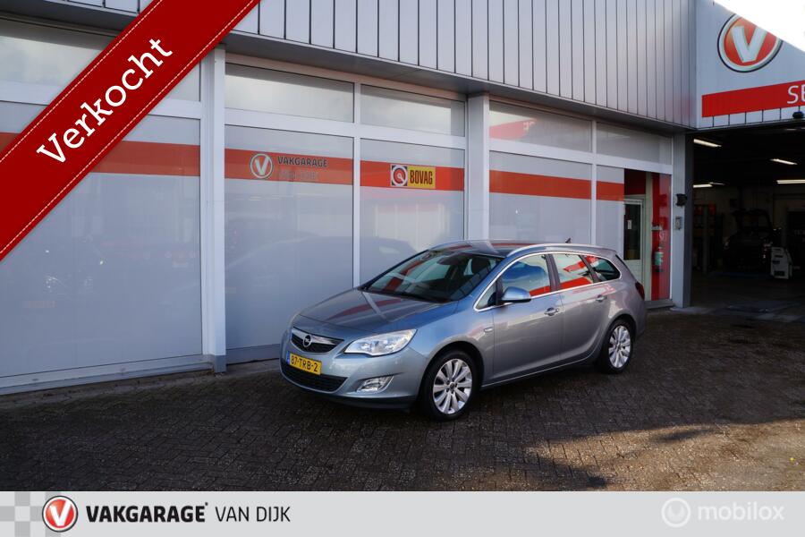 Verkocht. Opel Astra Sports Tourer 1.4 Turbo Business + Trekhaak / NAP