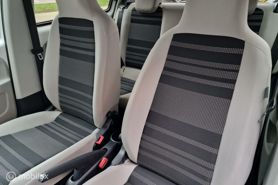 Seat Mii 1.0 Style Sport|5Drs|Navi|Boekjes|Nap|Airco
