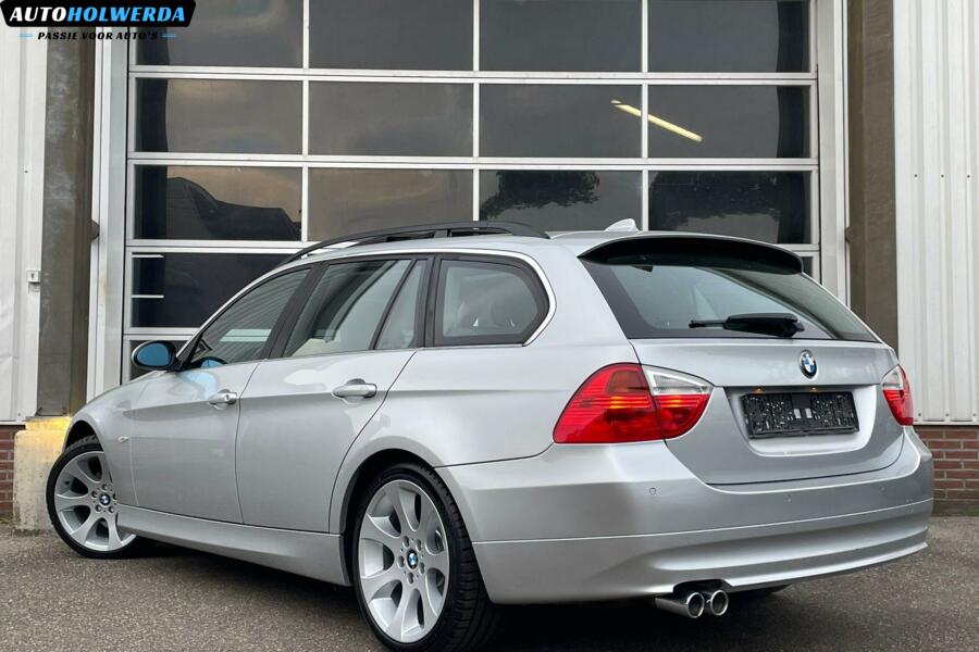 BMW 3-serie Touring 325i Dynamic Executive