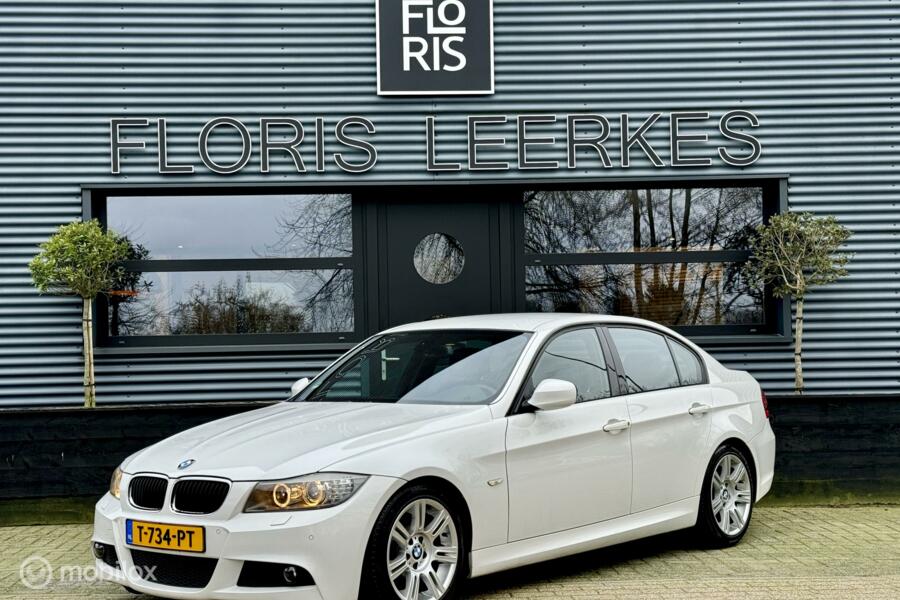 BMW 3-serie 318i | Youngtimer | M Sport | Xenon | Automaat |