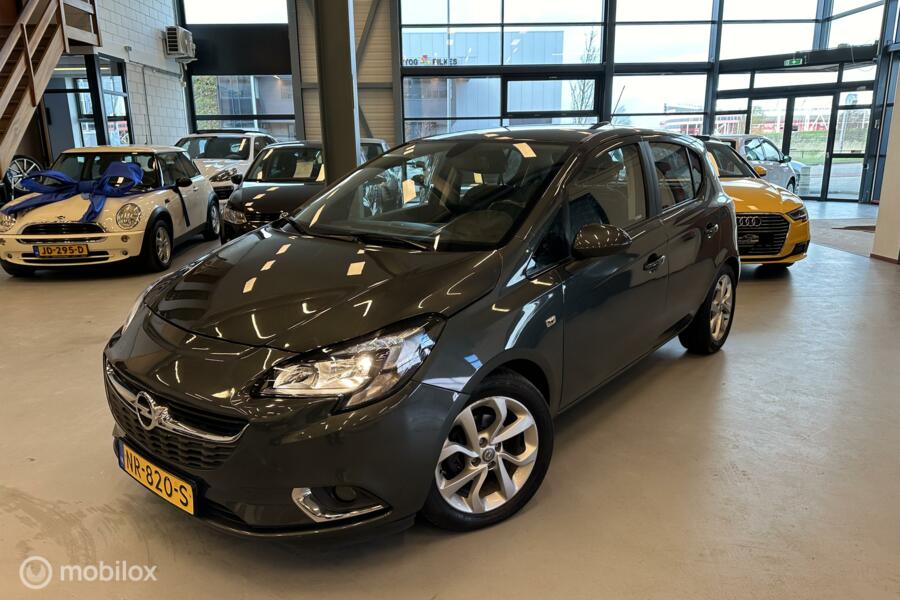 Opel Corsa 1.4 Online Edition - Navigatie - Nieuwe Apk -