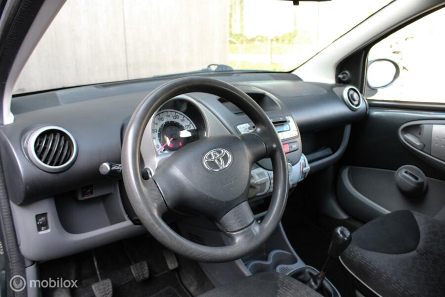 Toyota Aygo 1.0-12V + 5Drs Airco