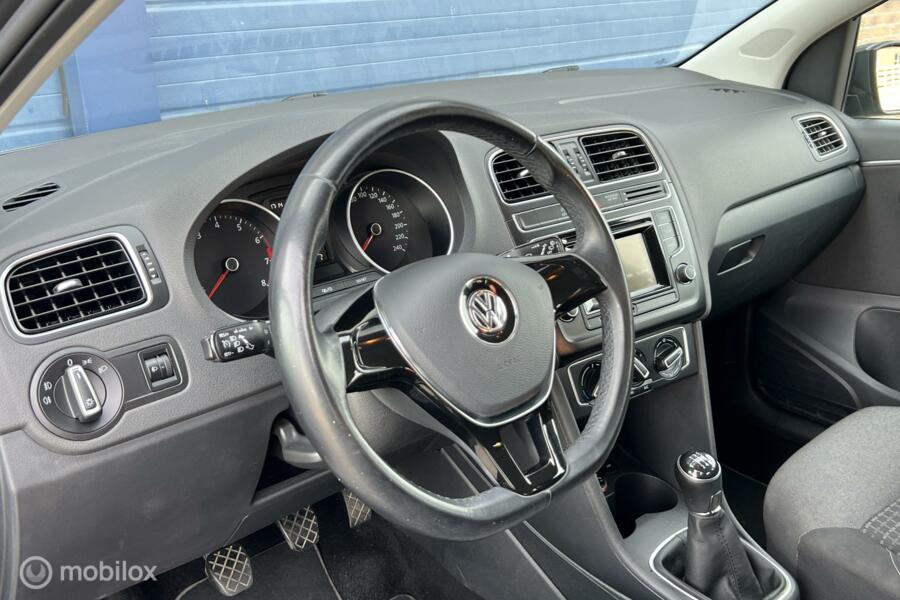 Volkswagen Polo 1.0 Comfortline / CRUISE / DEALER ONDERH. / NL-AUTO!