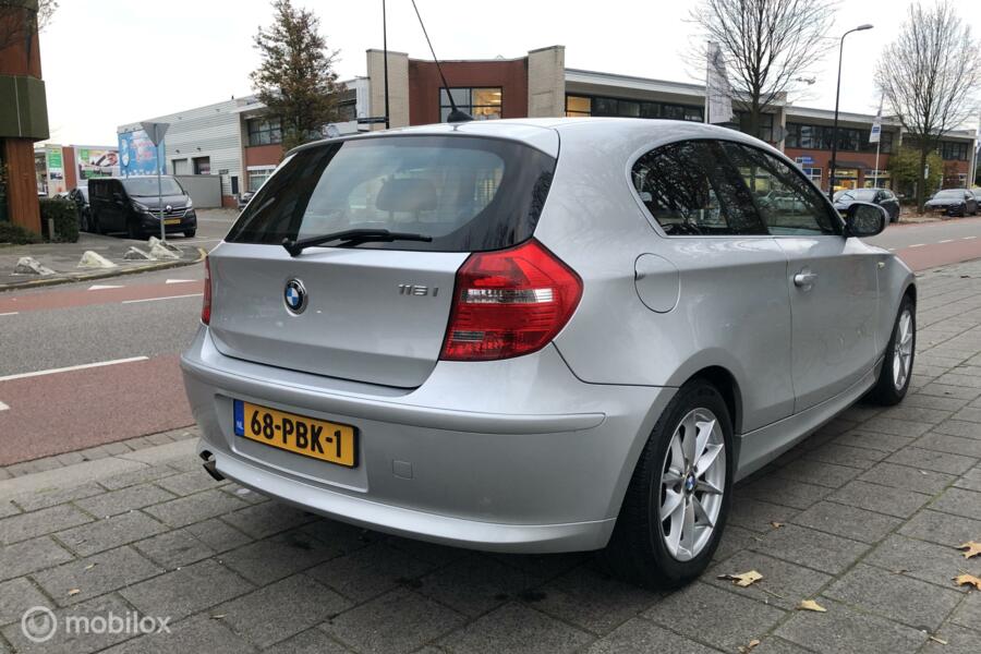 BMW 1-serie 116i EffDyn. Ed. Business Line Ultimate Edition
