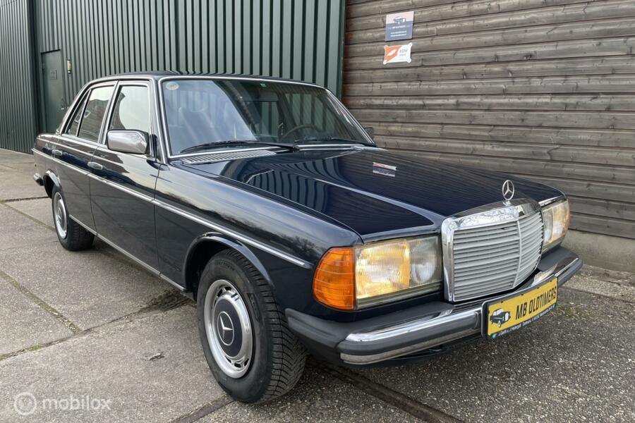 Mercedes-Benz 280 E AUT/Airco in Showroomstaat!