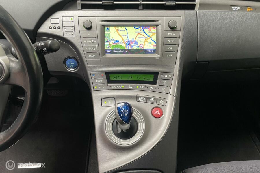 Toyota Prius 1.8 Plug-in Dynamic Business Navi | Camera | NL-auto