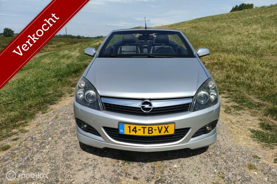 Opel Astra TwinTop 2.0 T Cosmo