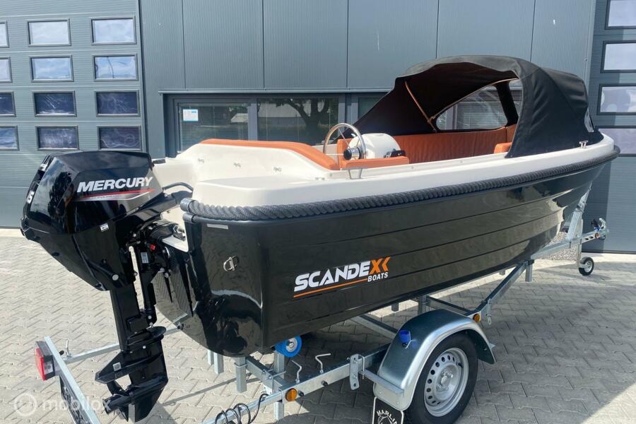 Scandex 440/Sloep/Buiskap/Teakvloer/Kabelaring/15 pk Motor!