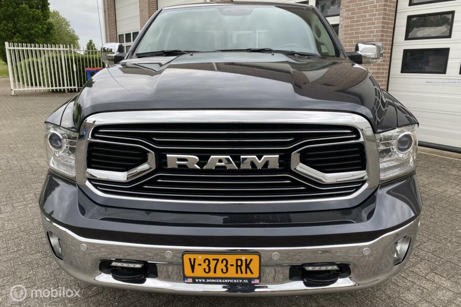 Dodge Ram Pick-Up 1500 Laramie 4X4 HEMI