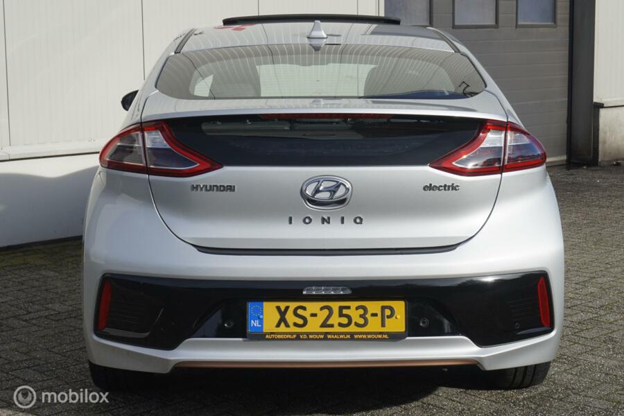 Hyundai IONIQ Premium EV Leder | Navi | Elektr. Stoelverstelling | € 17.895 na subsidie