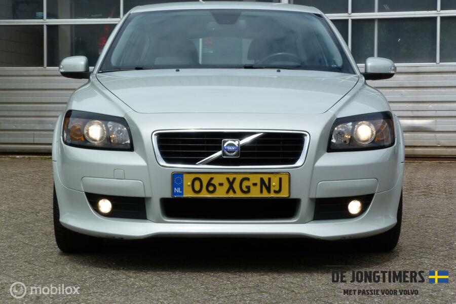 VERKOCHT Volvo C30 1.8i Momentum R-Design Grote Beurt APK en NAP